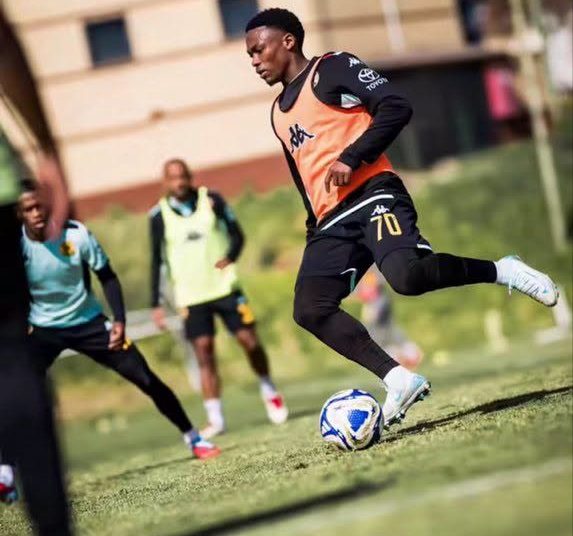 Langelihle Phili  Pray for Orlando Pirates and Mamelodi Sundowns.