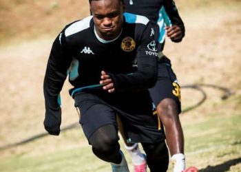 Kaizer Chiefs new signing Langelihle Phili in serious training with Amakhosi at …