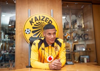 KAIZER CHIEFS SIGNINGS  Renaldo Leaner
 Faiz Abrahams
 Langelihle Phili 
 Adol…