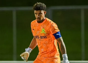 Sundowns captain sends a message to Chiefs goalkeeper