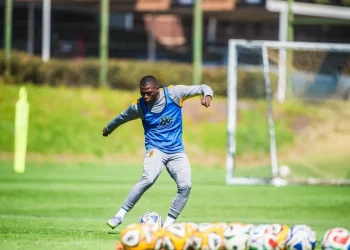Kaizer Chiefs rocked by massive double injury blow