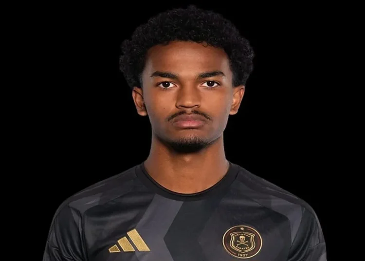 Orlando Pirates unleash young defender Cristian Derbyshire!