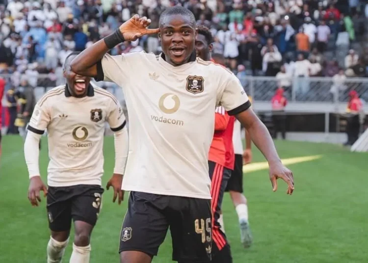 Orlando Pirates loan out two midfielders to Marumo Gallants