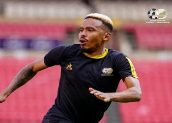 Ex-Chiefs coach defends Mosimane’s tactical role for Oswin Appollis