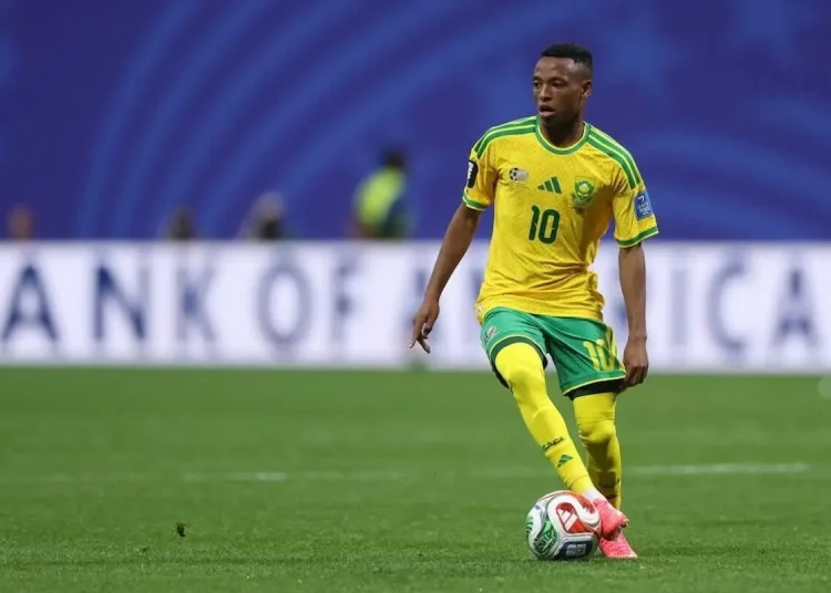 Rele Mofokeng tops Orlando Pirates teenager for the very top