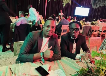 ‘You became a beast’: Teko Modise gives Khune ‘his flowers’