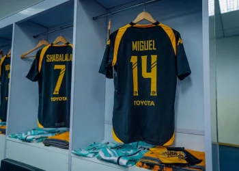 Kaizer Chiefs to sack Da Cruz before Christmas